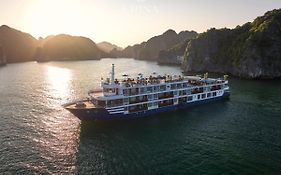 Erina Cruise By Hag